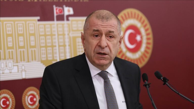 MİT