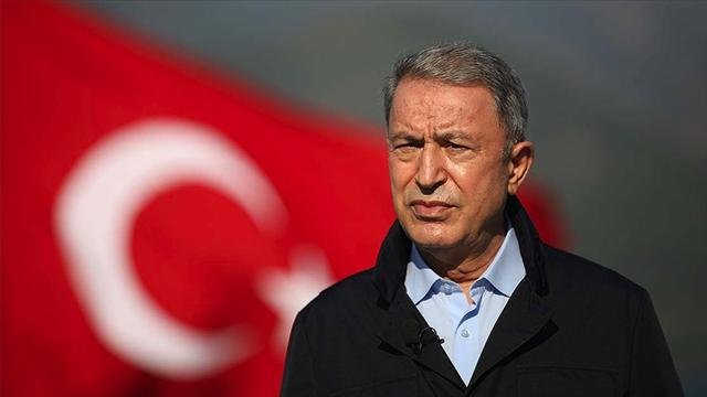 milli-savunma-bakani-hulusi-akar-1487445_2