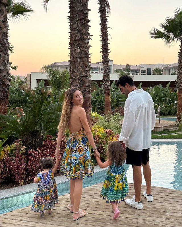 7-yillik-evli-kenan-imirzalioglu-ve-sinem-kobal-16279486_3512_m