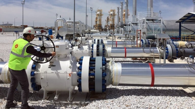 Türkiye'nin Doğalgaz İthalatındaki Keskin Artış Enerji Güvenliği ve Ekonomik Etkiler