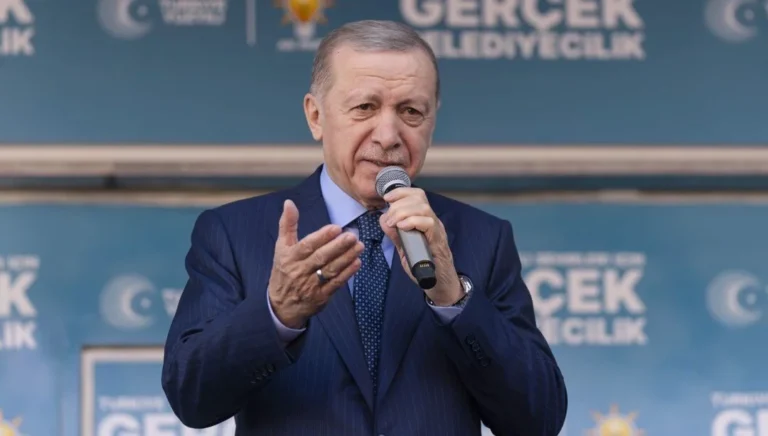 Cumhurbaşkanı Erdoğan Mersin'de Muhalefeti Eleştirdi Vizyonları Kendi Çıkarlarıyla Sınırlı