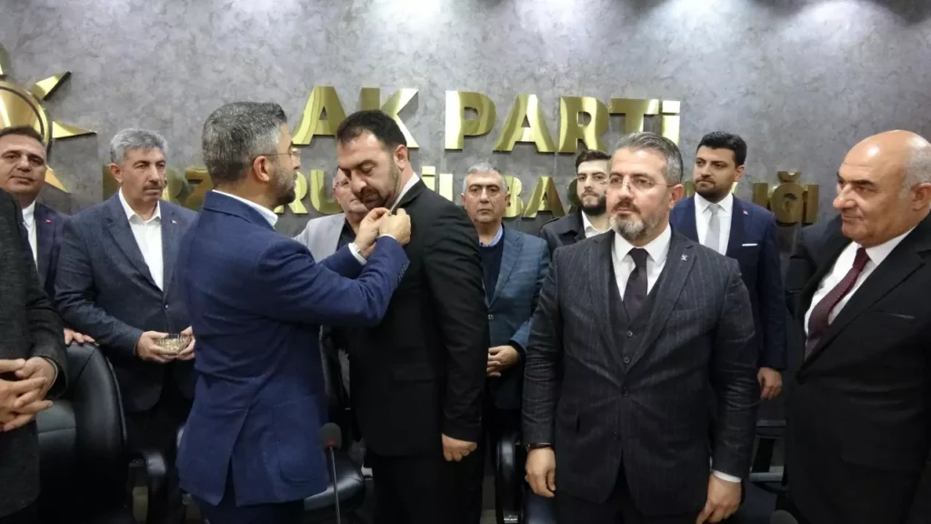 DEVA Partisi'nden AK Parti'ye Önemli Geçişler