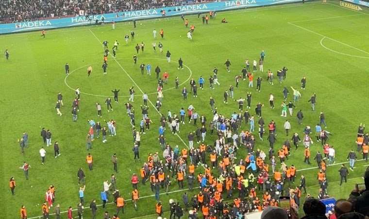 Trabzonspor-Fenerbahçe Maçındaki Olaylar İçişleri Bakanı Yerlikaya 12 Kişi Gözaltında